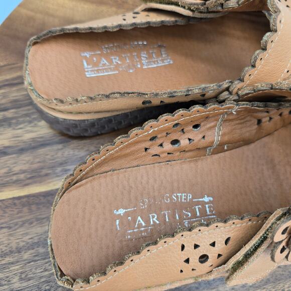 L'artiste Spring Step Shoes Womens 7.5 Tan Leather Mary Jane Perforated Mules - Picture 6 of 8
